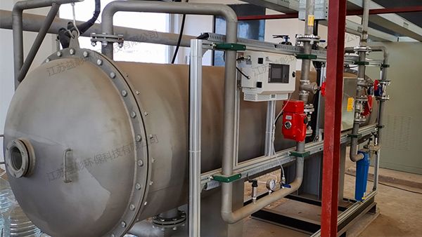 工業(yè)污水廠處理現(xiàn)場